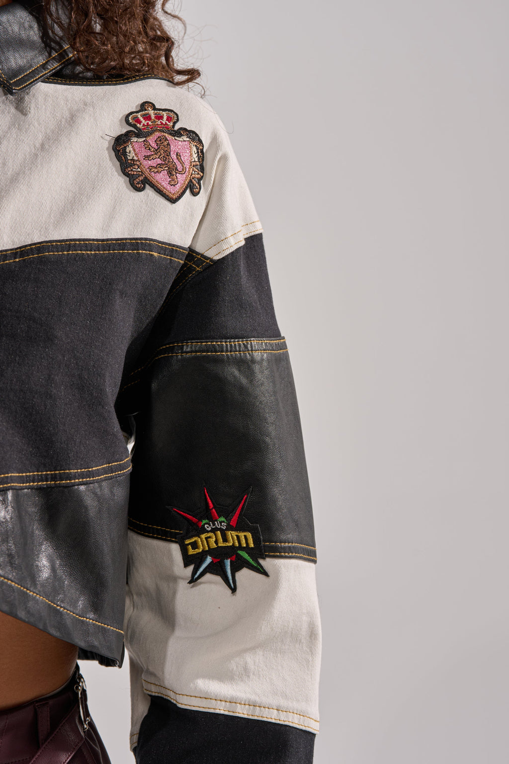 GUESS WHAT STRIPE COLLARED BLOUSE