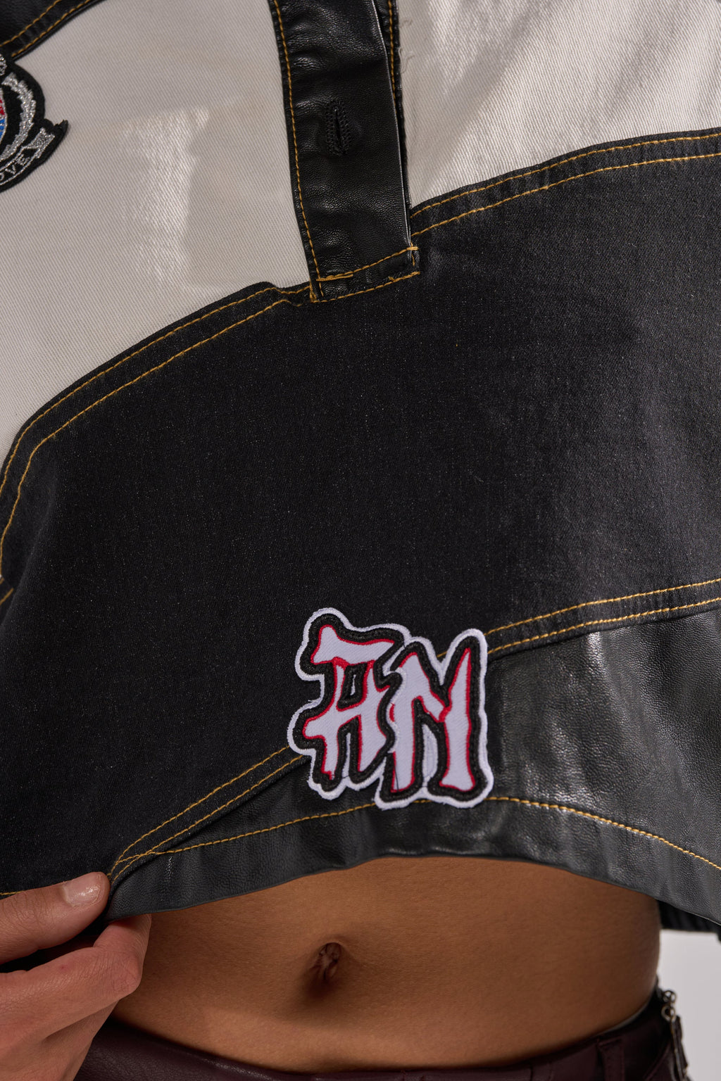 GUESS WHAT STRIPE COLLARED BLOUSE