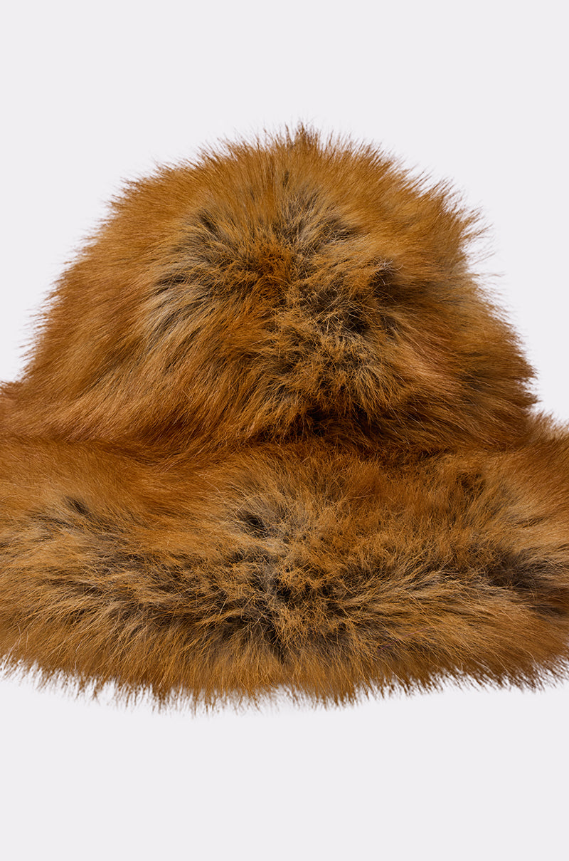HOT GIRL FAUX FUR OVERSIZED BUCKET HAT