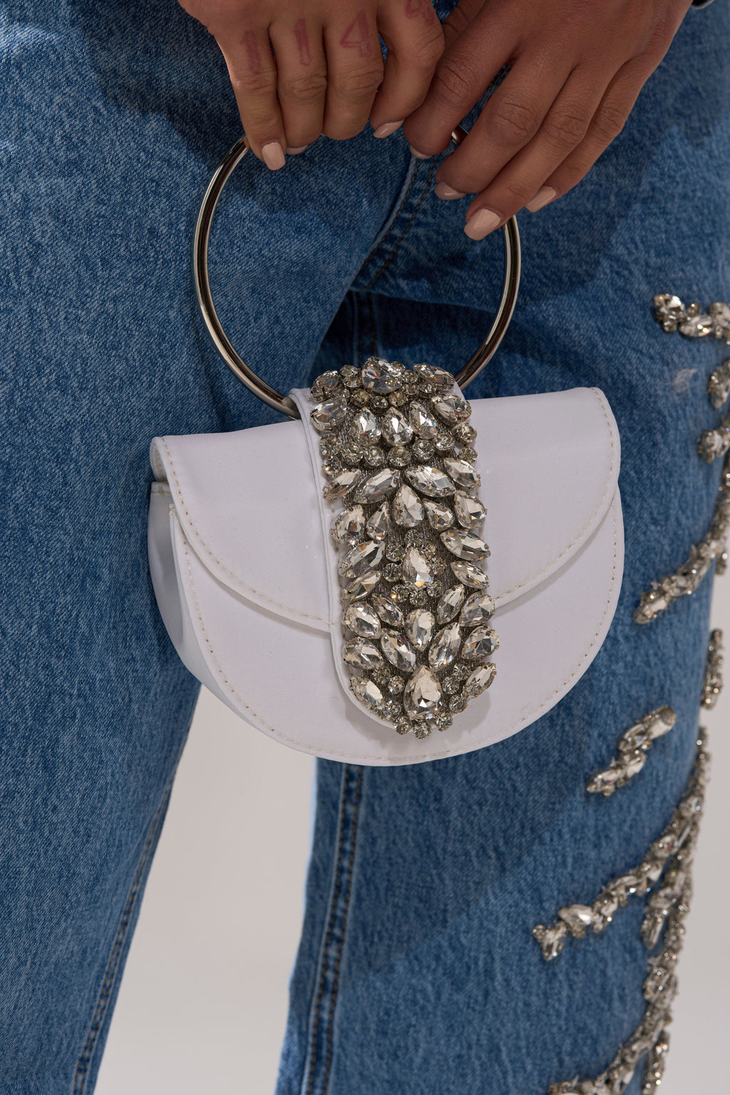 TO THE EVENT EMBELLISHED PURSE