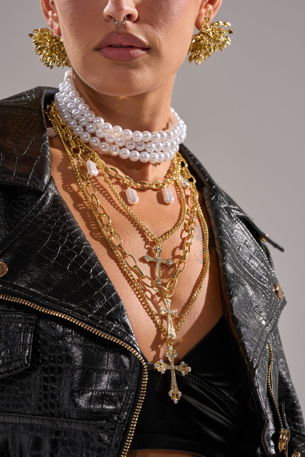 TAKE ME ON A TRIP NECKLACE