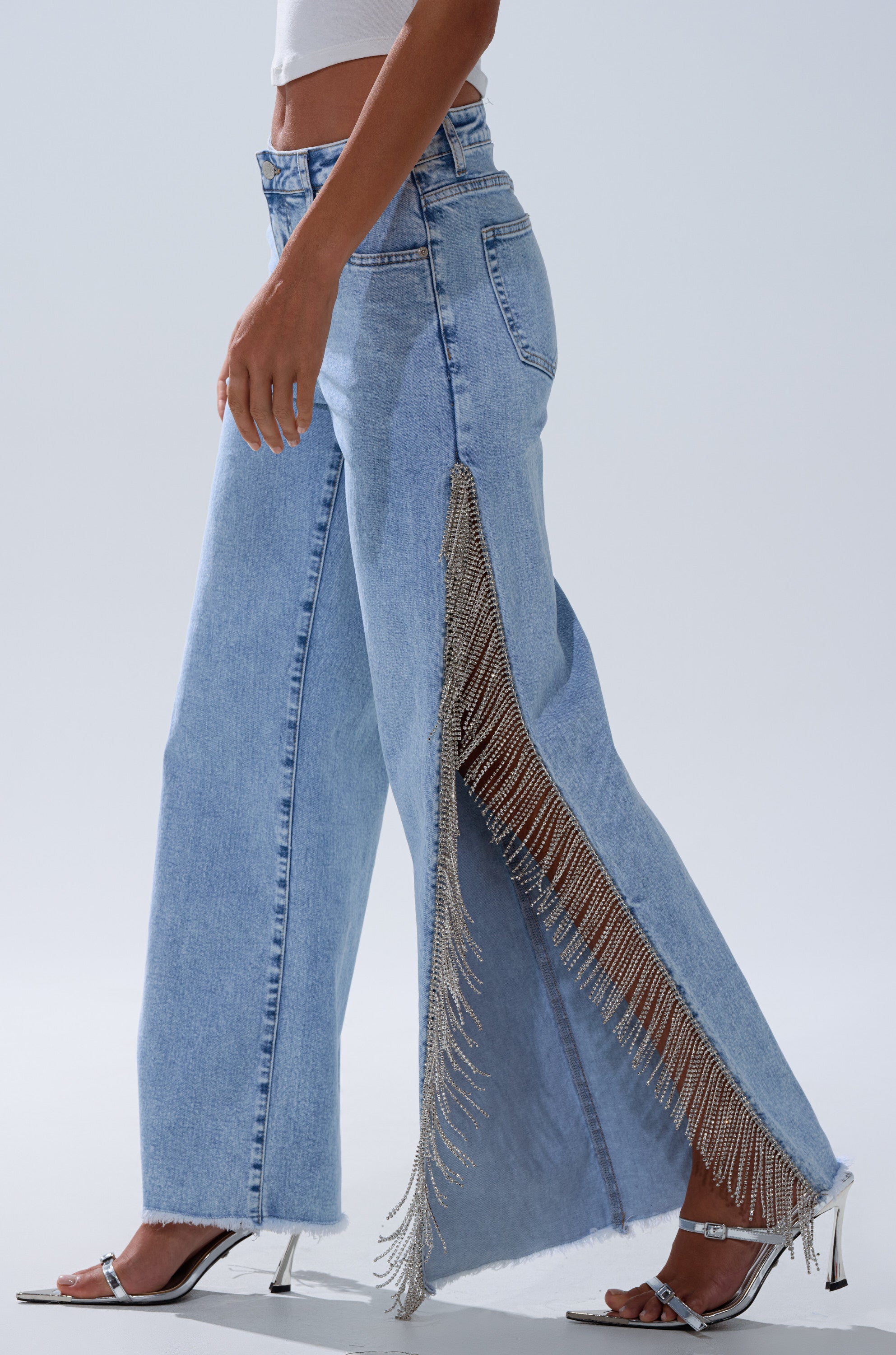 ESSENTIAL RELAXED FIT BLING DENIM JEANS