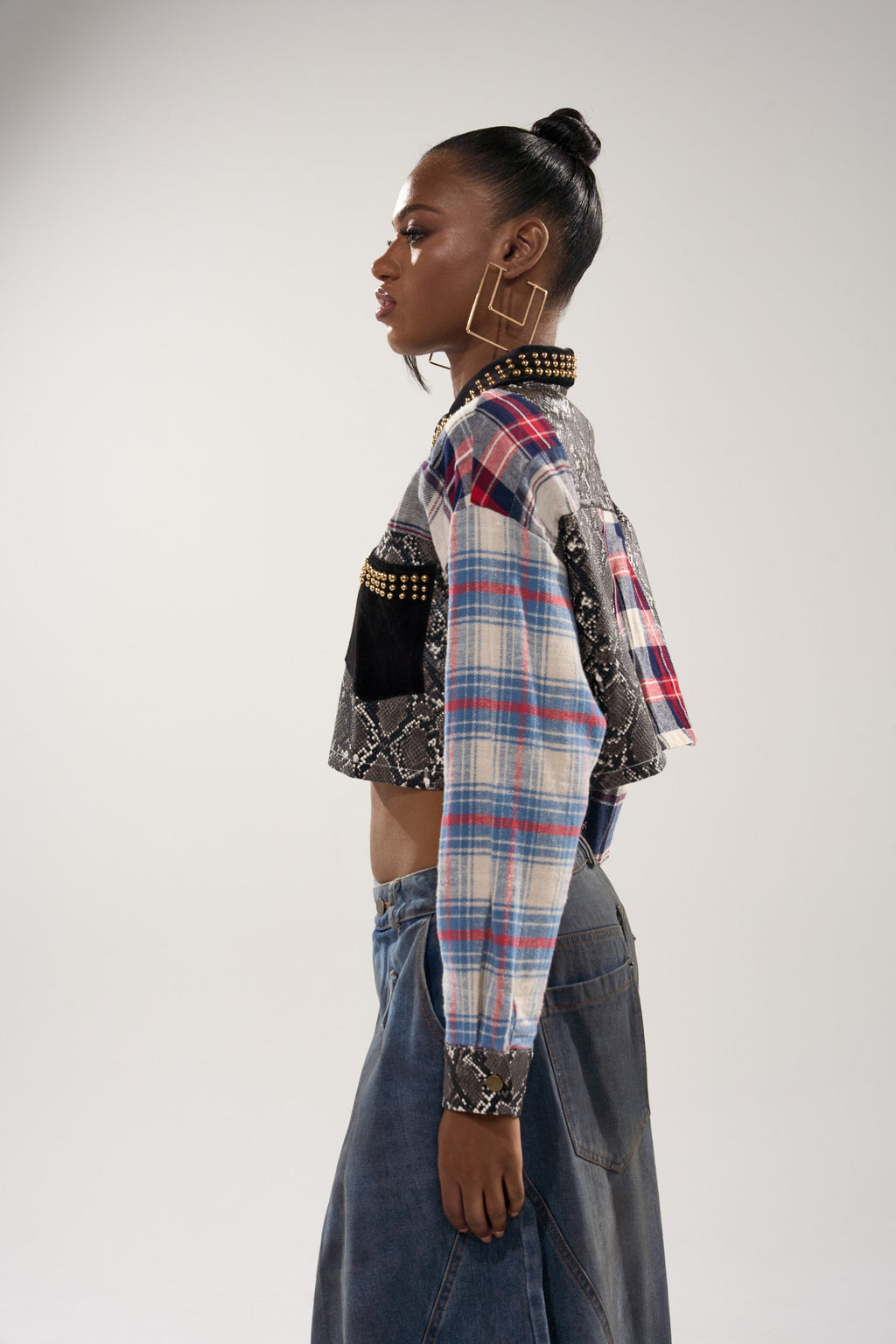 GUESS WHATS NEXT PLAID BUTTON DOWN