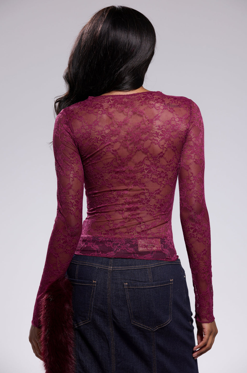 ESSENTIAL LACE LONG SLEEVE TOP IN PLUM