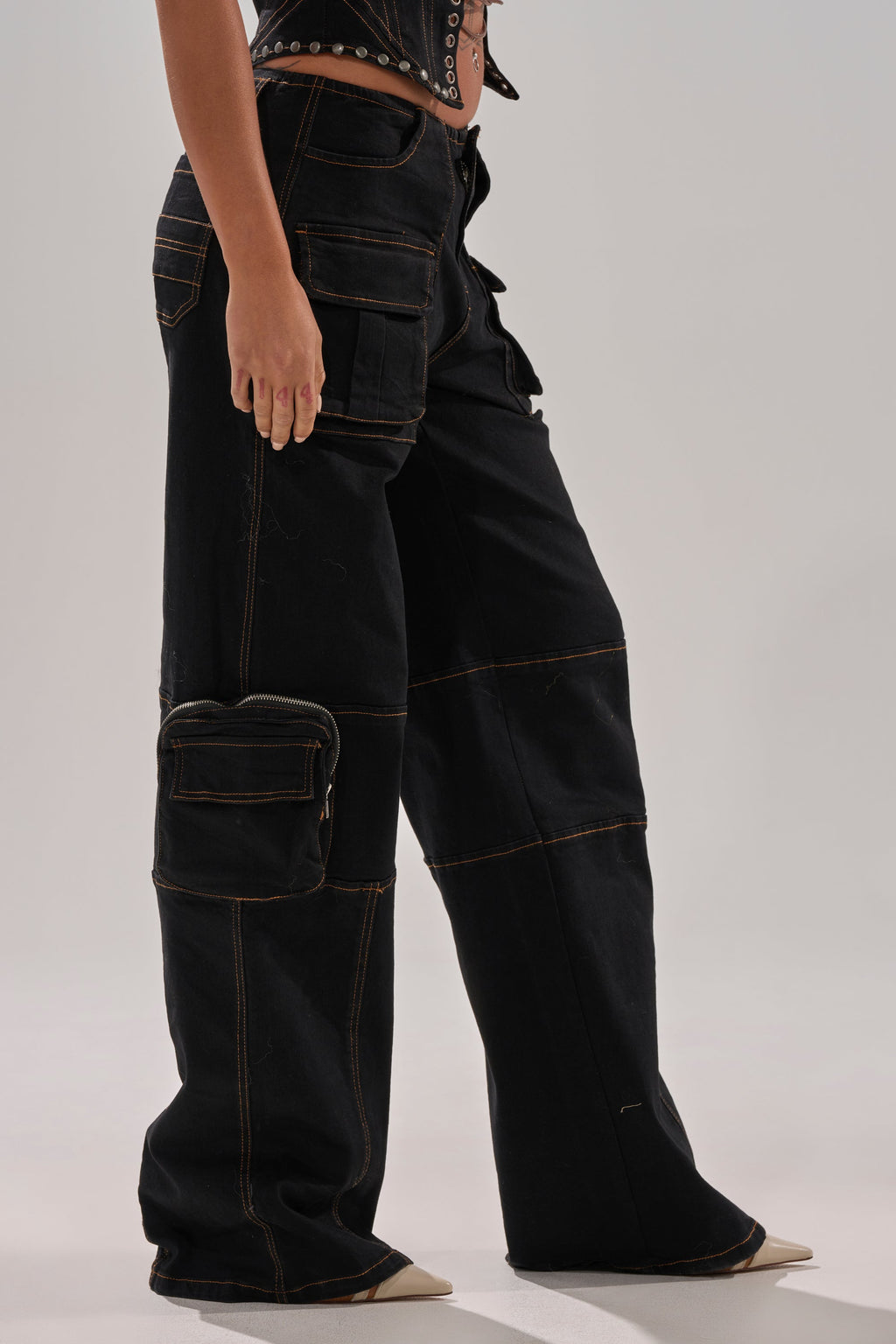 FEELING FRISKY CARGO DENIM PANT