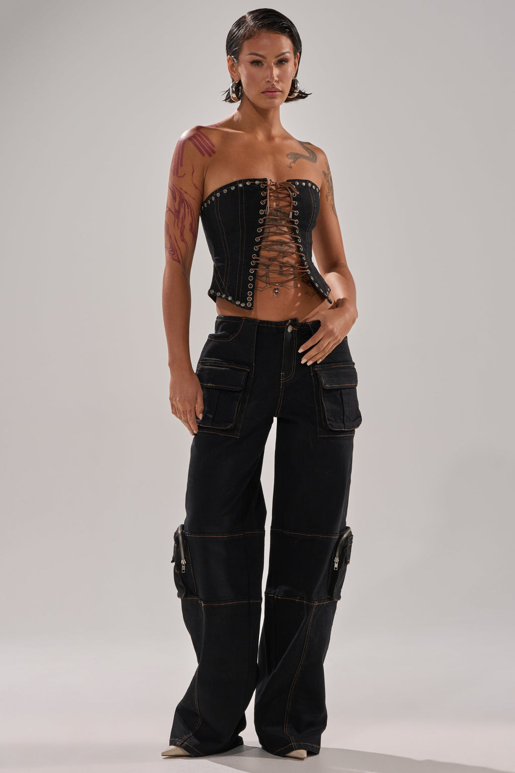 FEELING FRISKY LACE UP CORSET