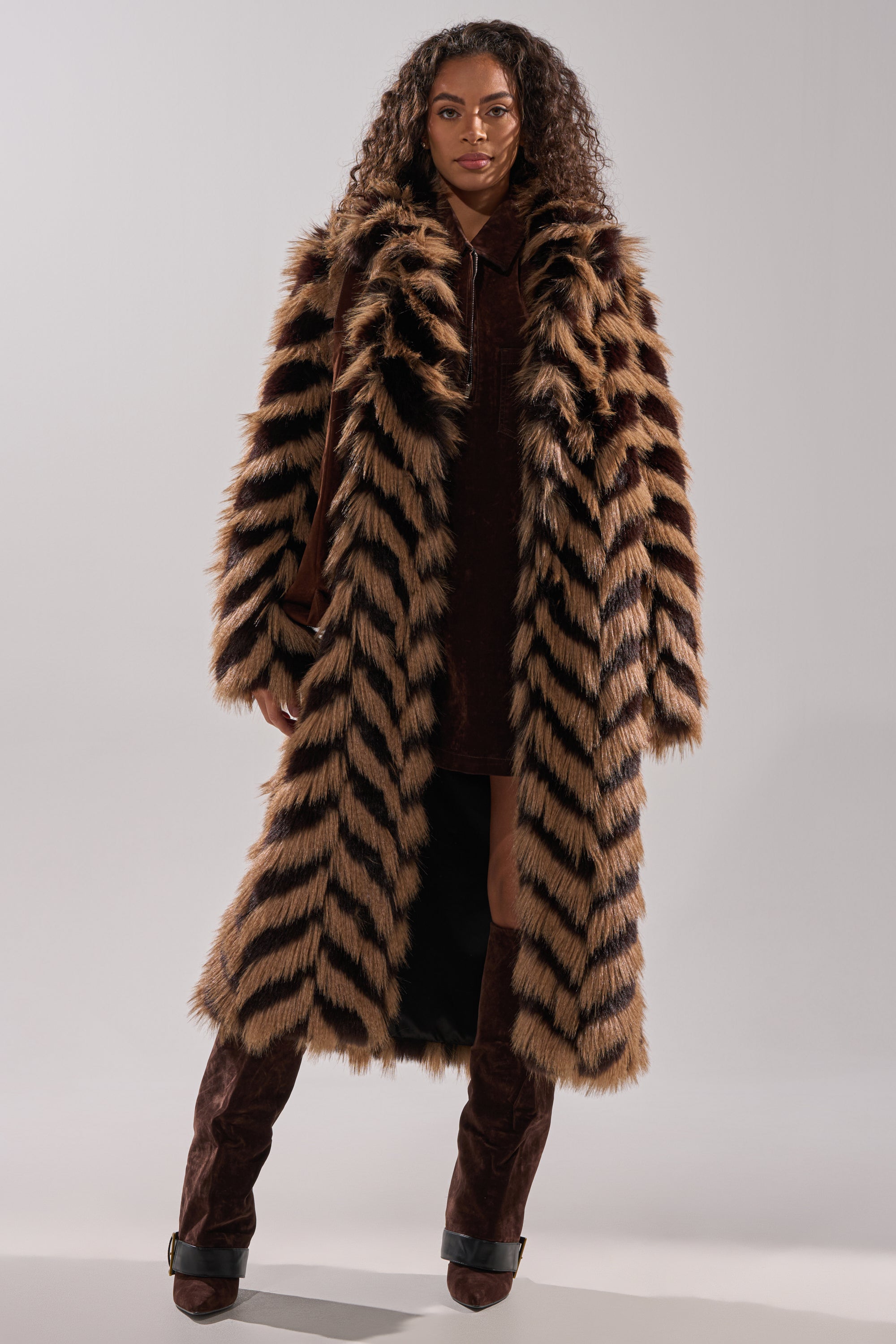 AUTUMN FAUX FUR COAT