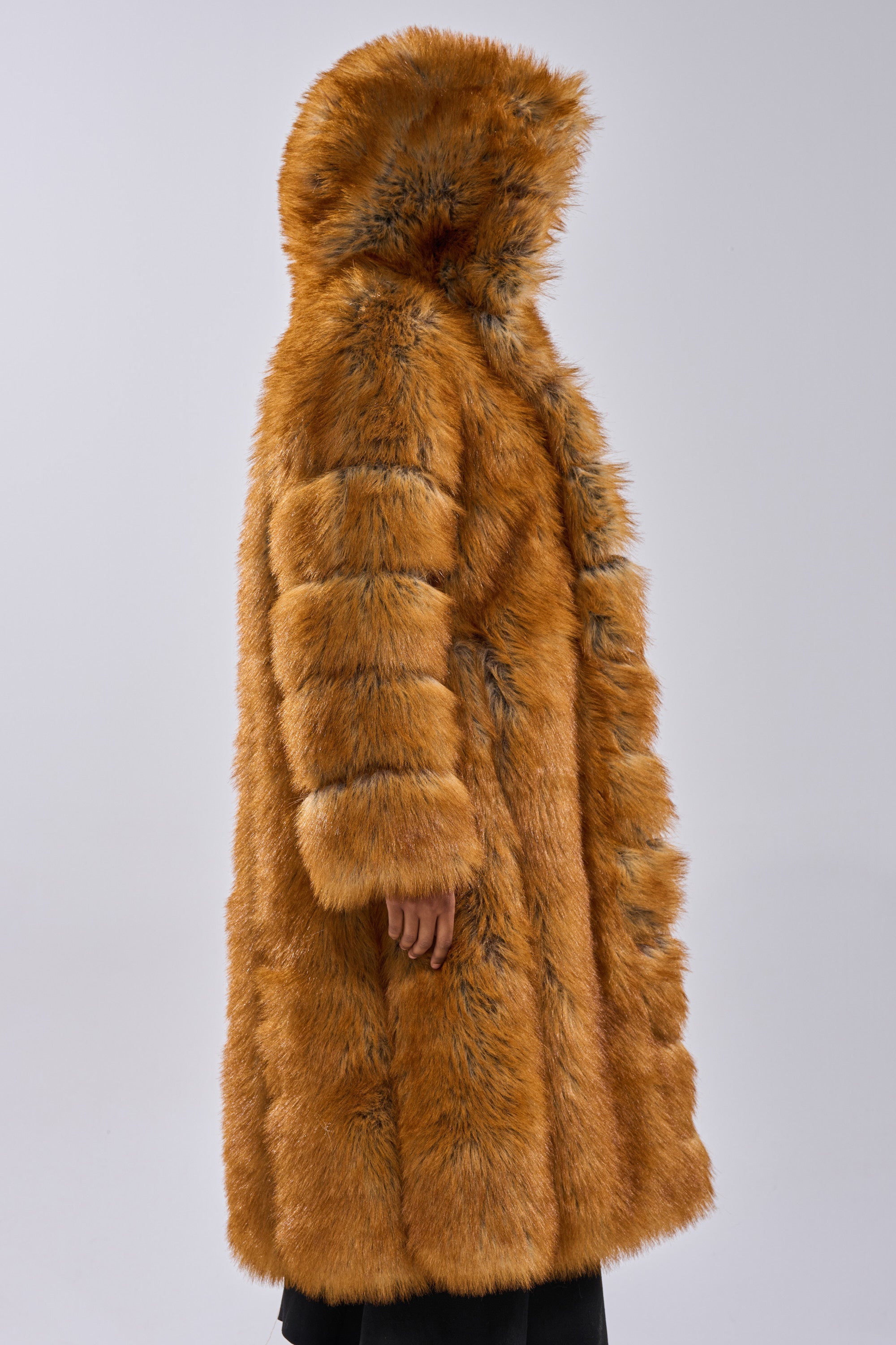 OLD MONEY FAUX FUR COAT
