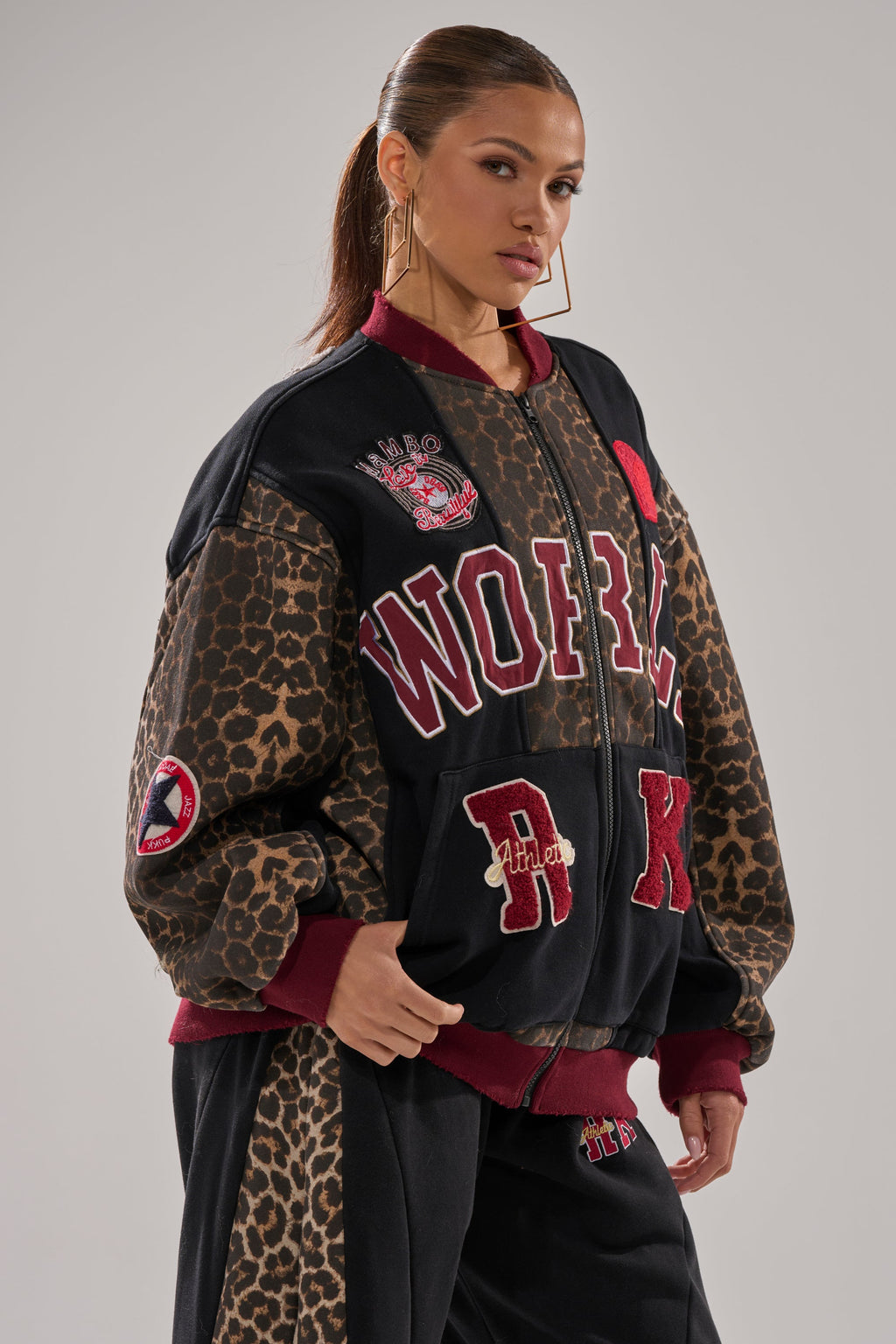 WORLD HOLD ON ZIP UP SWEATSHIRT