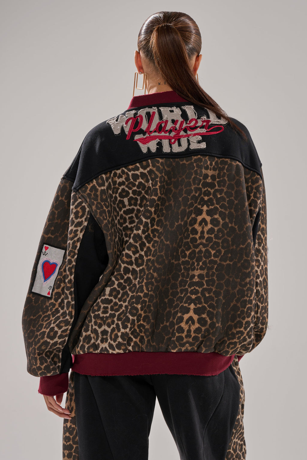 WORLD HOLD ON ZIP UP SWEATSHIRT