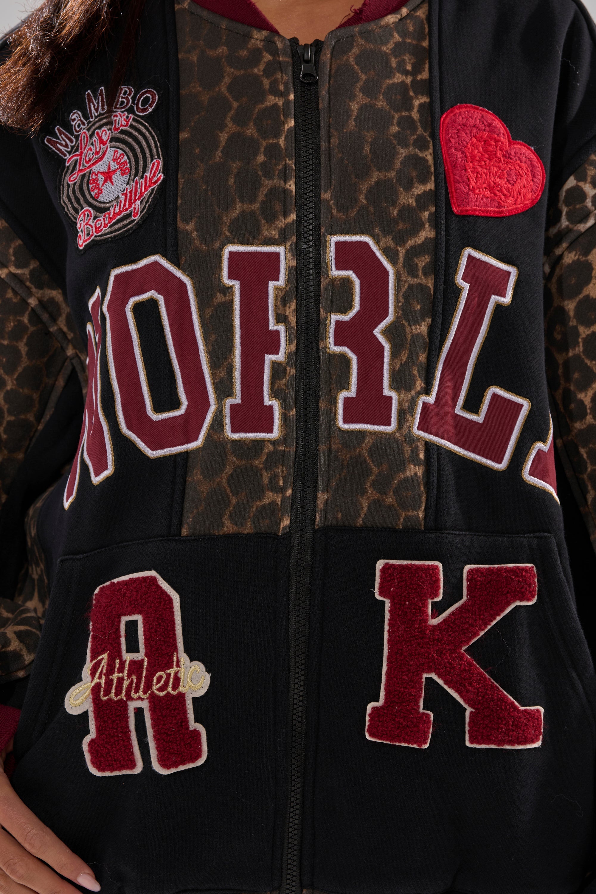 WORLD HOLD ON ZIP UP SWEATSHIRT