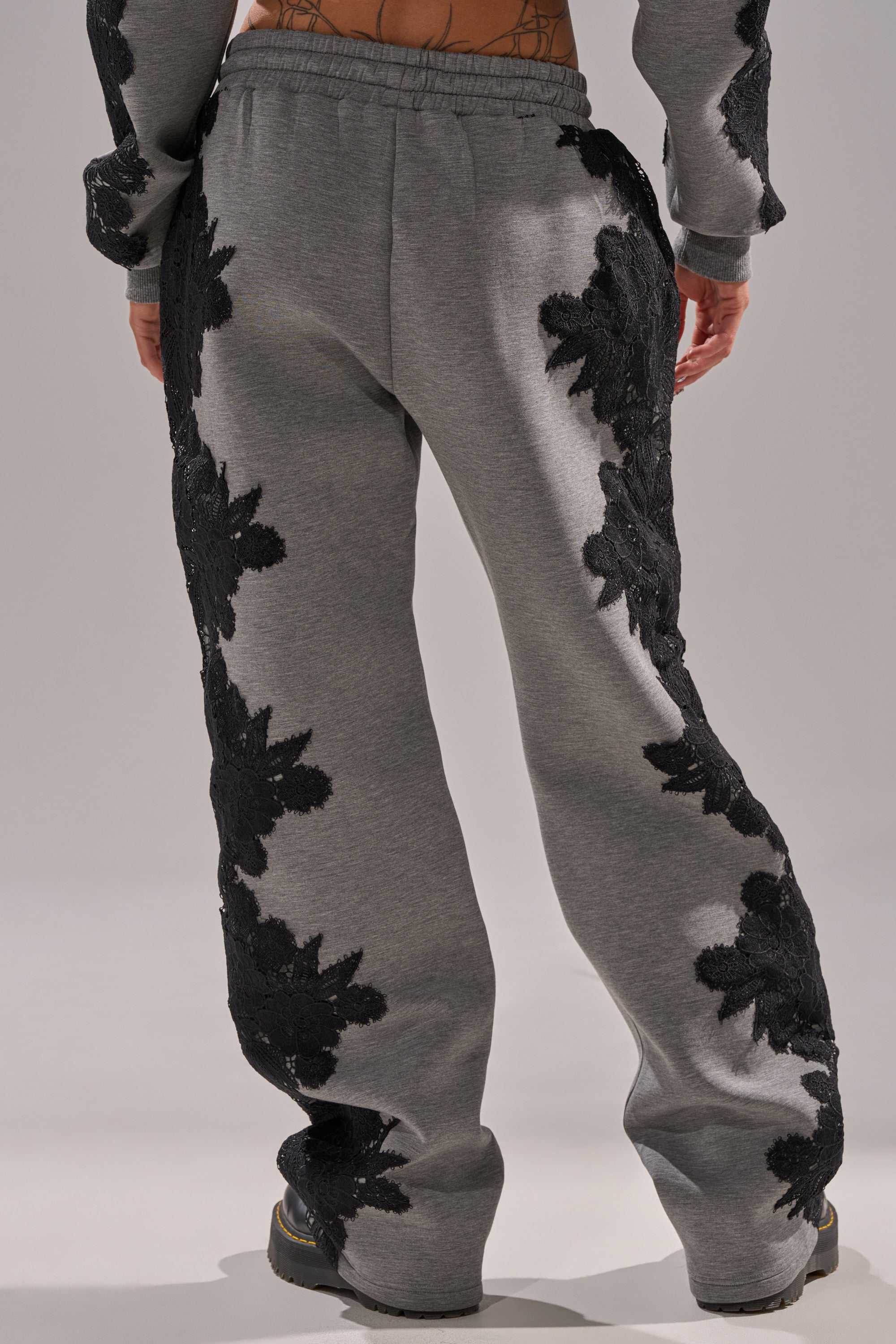 RAQUEL STRAIGHT JOGGER PANT