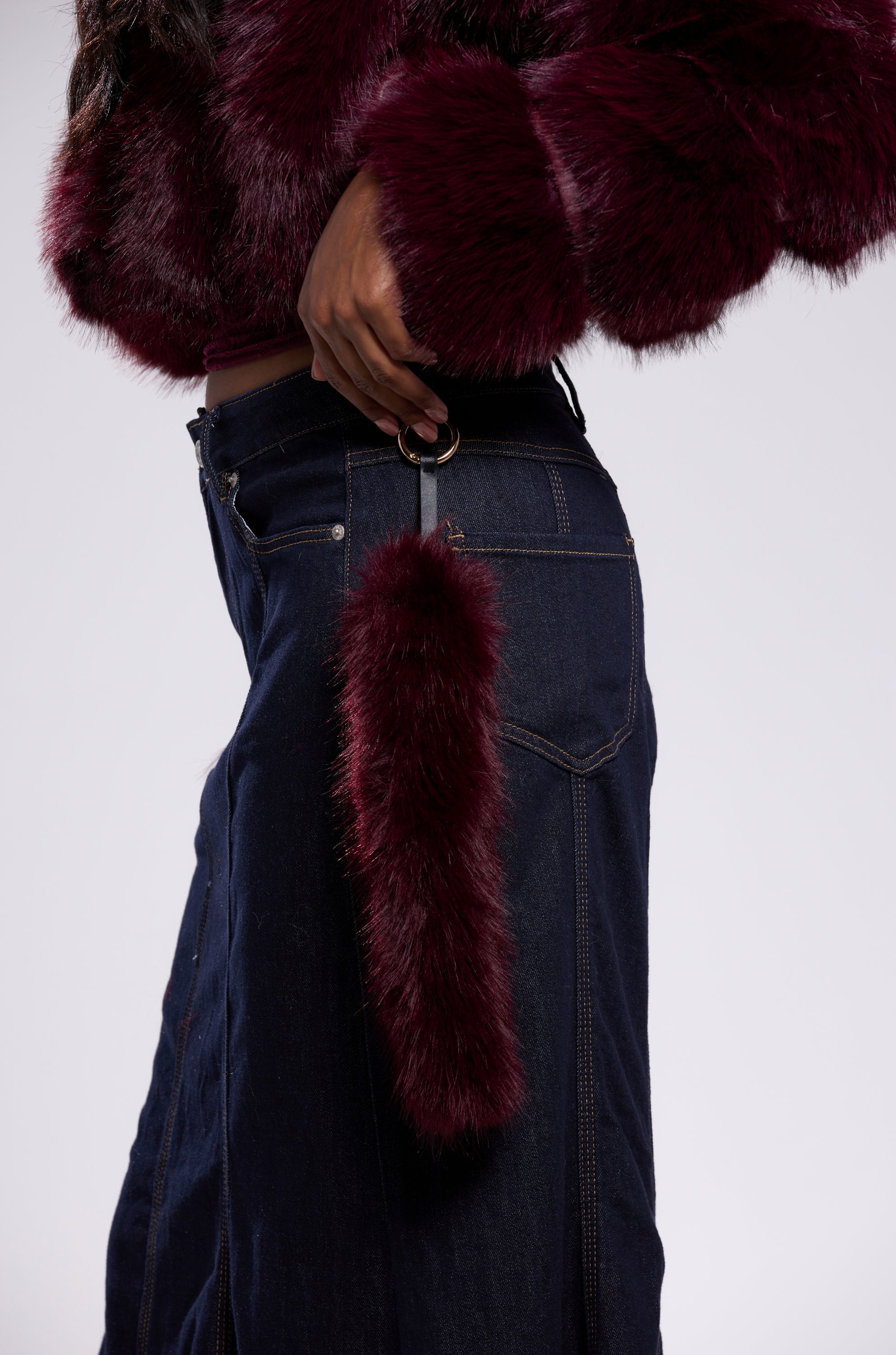 TOO GOOD FAUX FUR KEYCHAIN